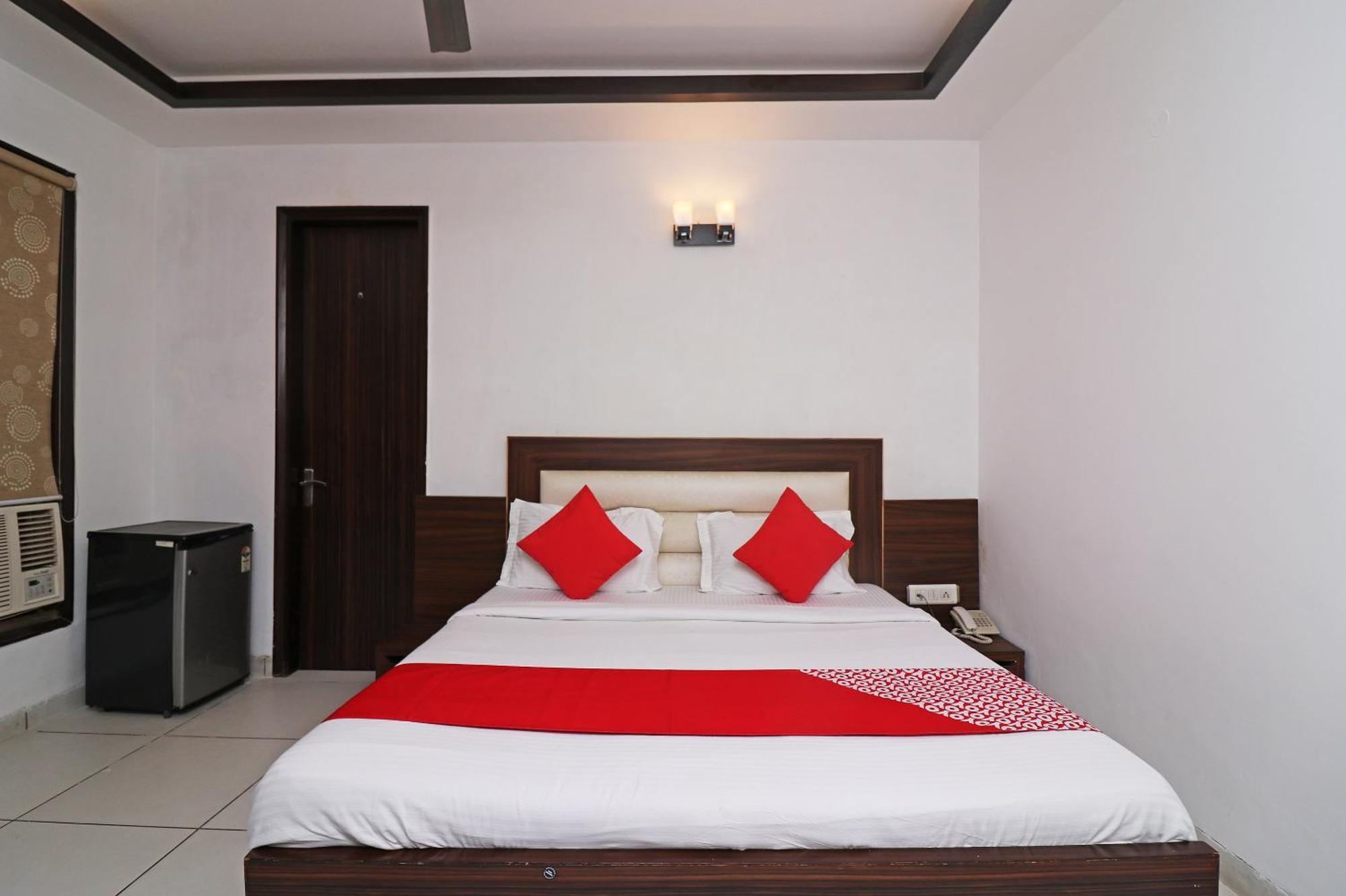 Wonderland Inn Near Aravali Biodiversity Park Gurgaon Exterior foto